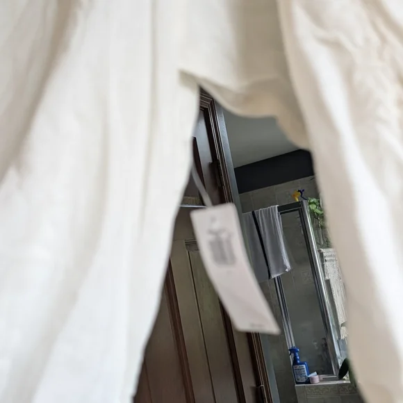 Old Navy Cream Top - Picture 4 of 10